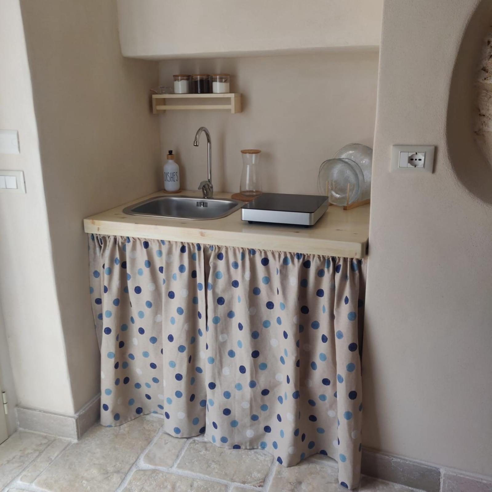 Trullo Del Sol Guest House Ceglie Messapica Exterior photo